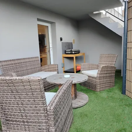 Le Petit Wintz 4 Personnes Avec Son Jardin Privatif - Parking Avec Borne De Recharge Pour Vehicule Electrique 22kw - 2 Velos Apartment Wintzenheim